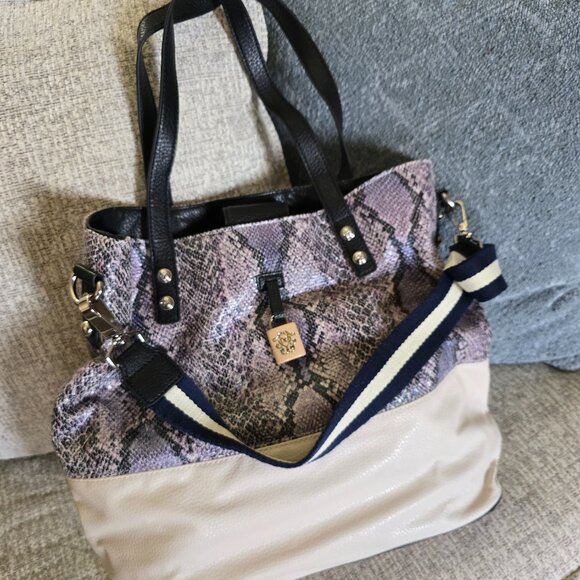 Jessica Simpson NEW Purple and White Shoulder Bag with Luxurious Design Tote Bag - Picture 1 of 13